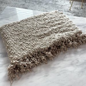 Popcorn Throw blanket
